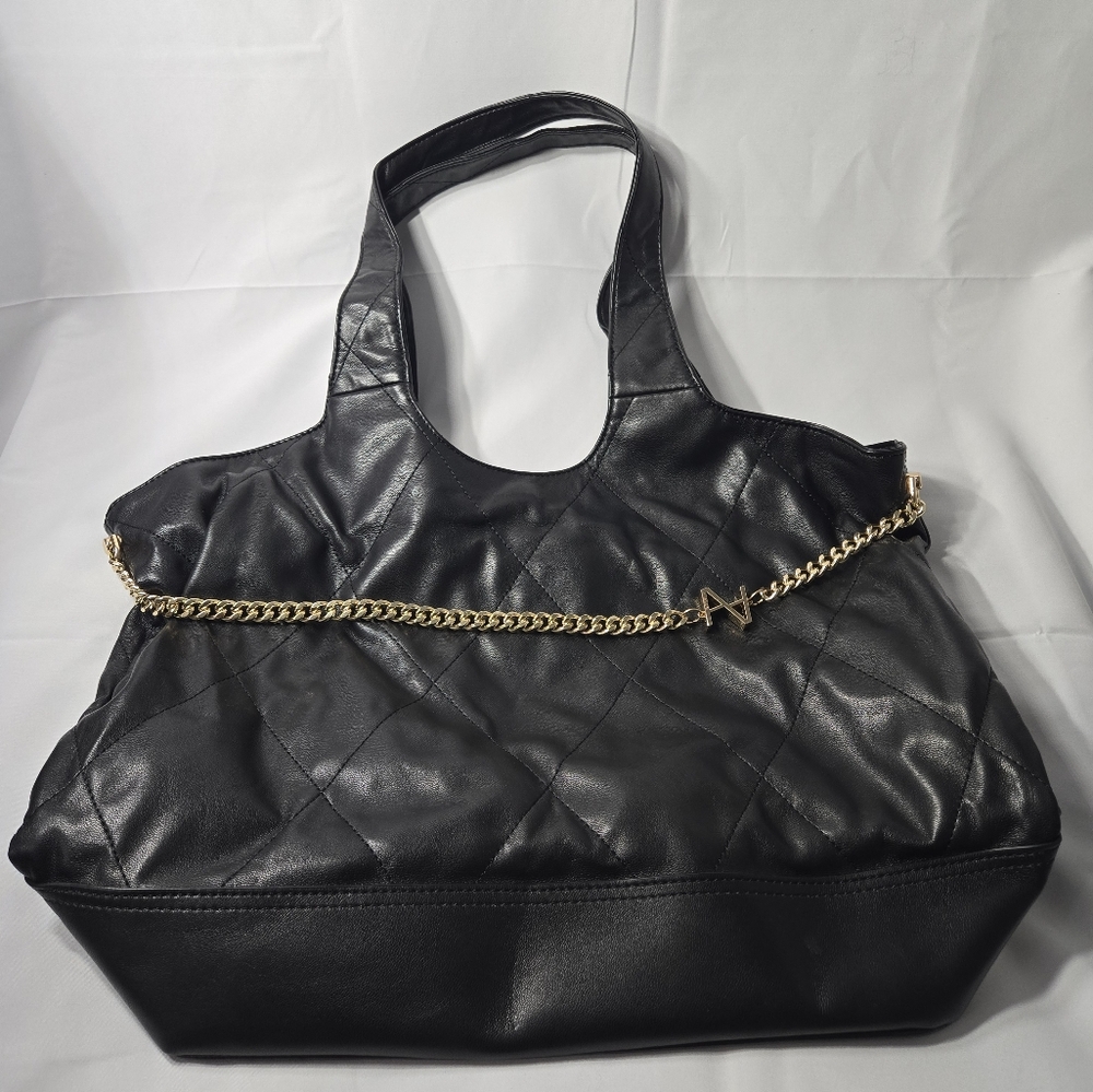 Aldo - Picture 7 of 7